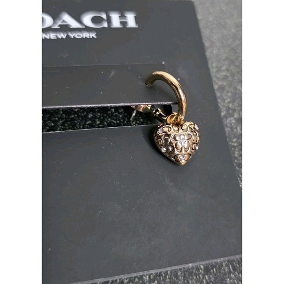 NWT Coach Signature Quilted Heart Huggie Earrings Gold Tone Stud - Picture 4 of 5